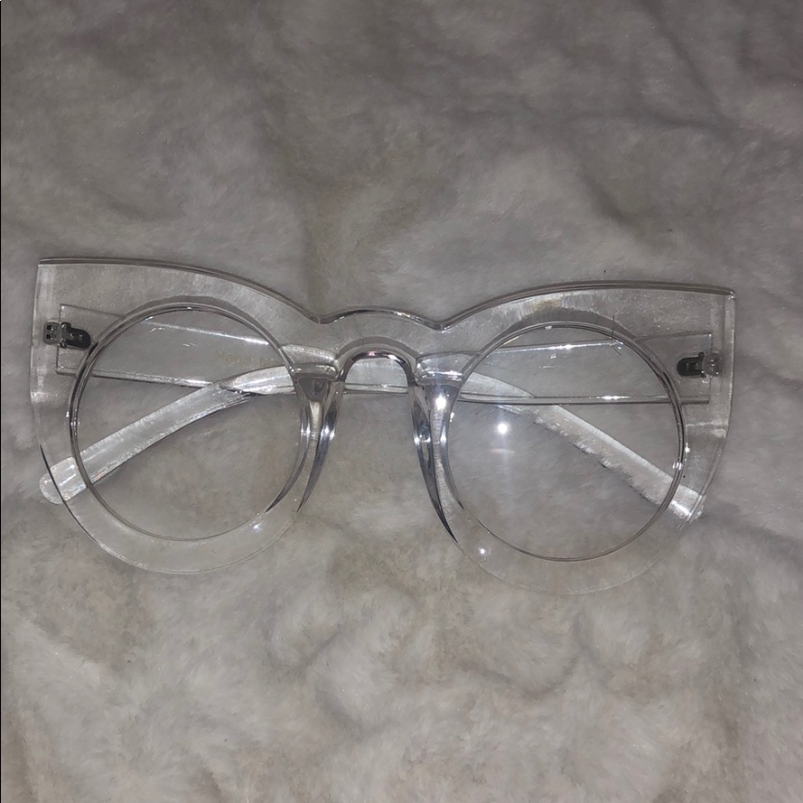 Clear Frames